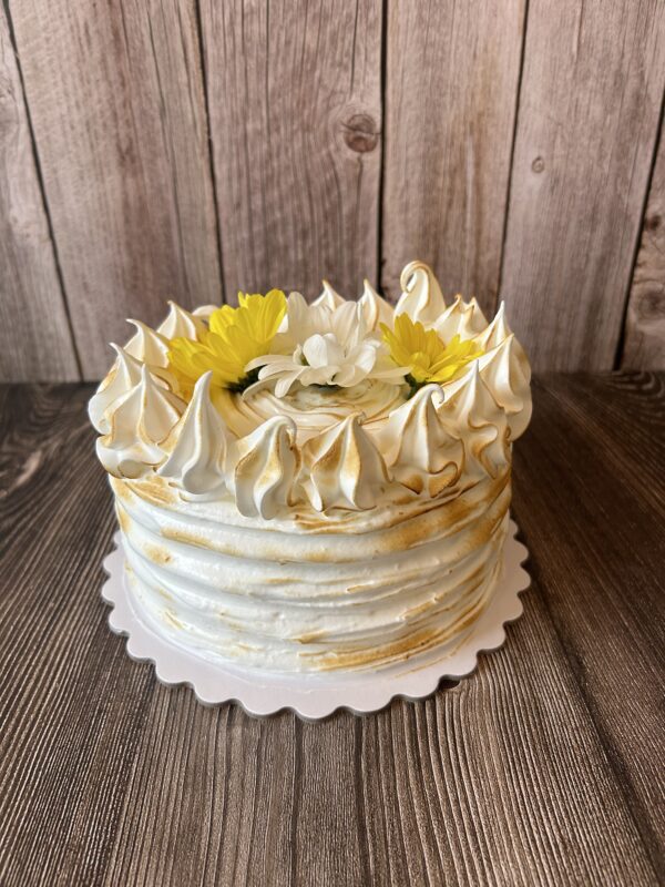 Lemon pie cake